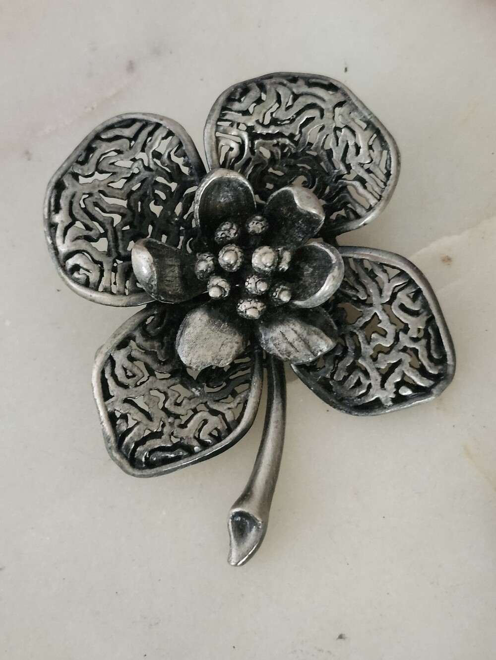 Vintage-Inspired Silver Tone Floral Brooch